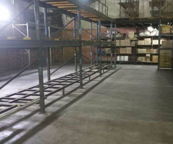 600  m² Industrial space in Hamilton photo number 3
