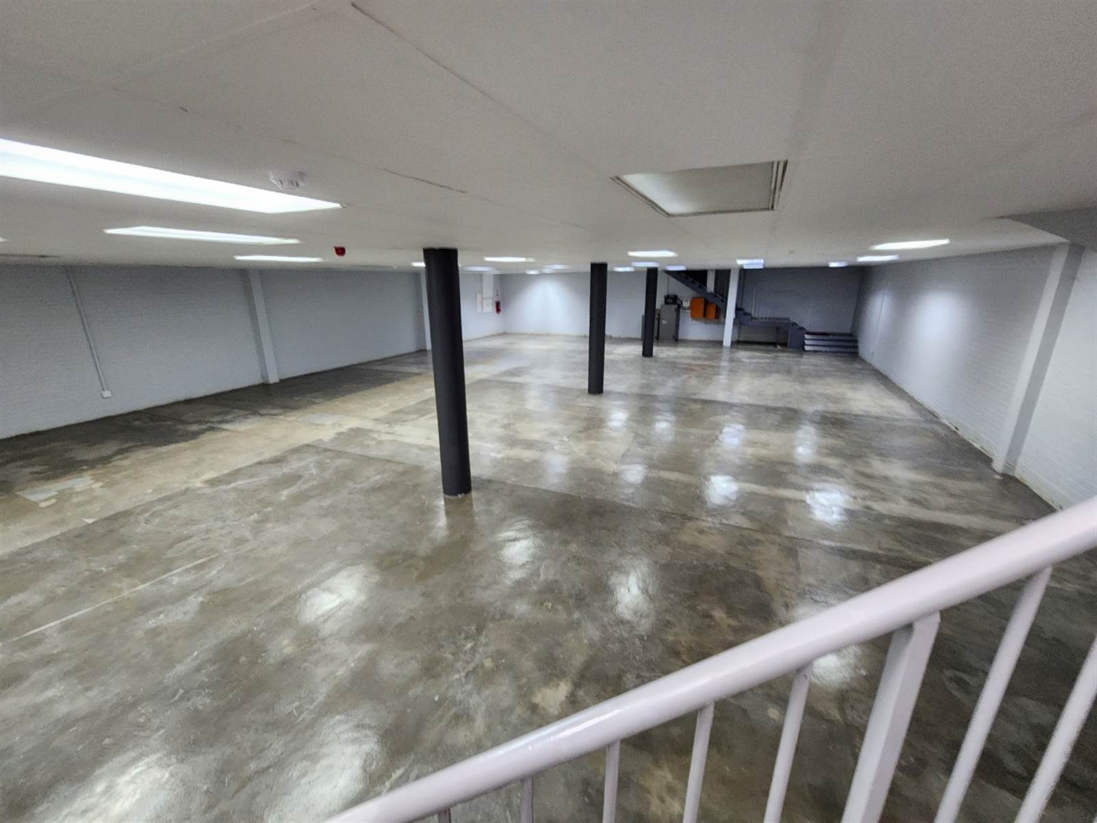 1070  m² Commercial space in Klerksdorp photo number 9