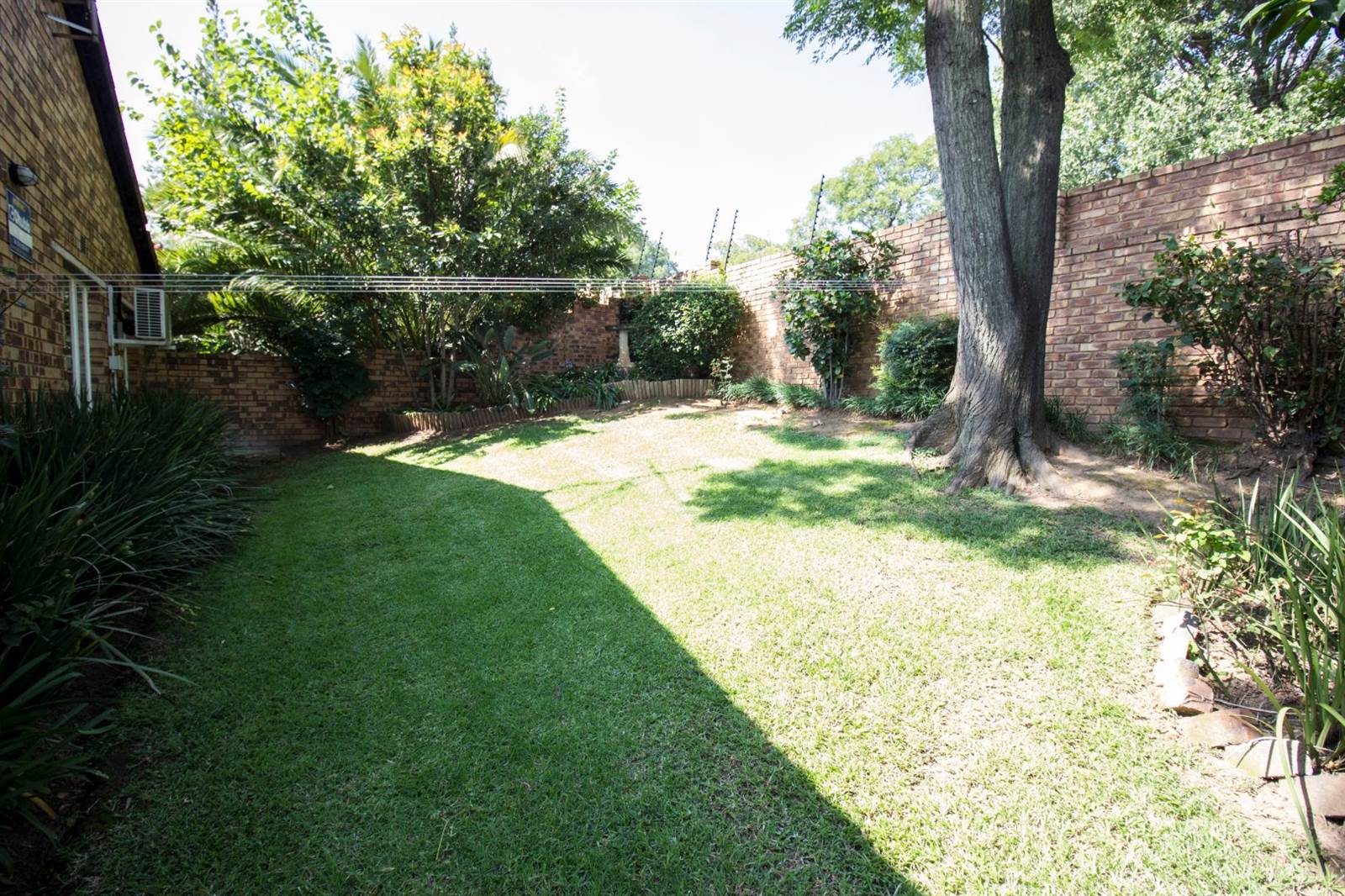 1 Bed Townhouse in Rivonia photo number 9
