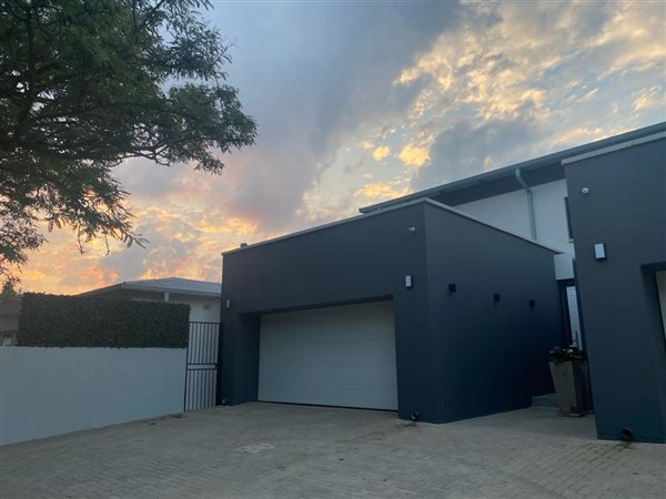 3 Bed Townhouse in Rietondale