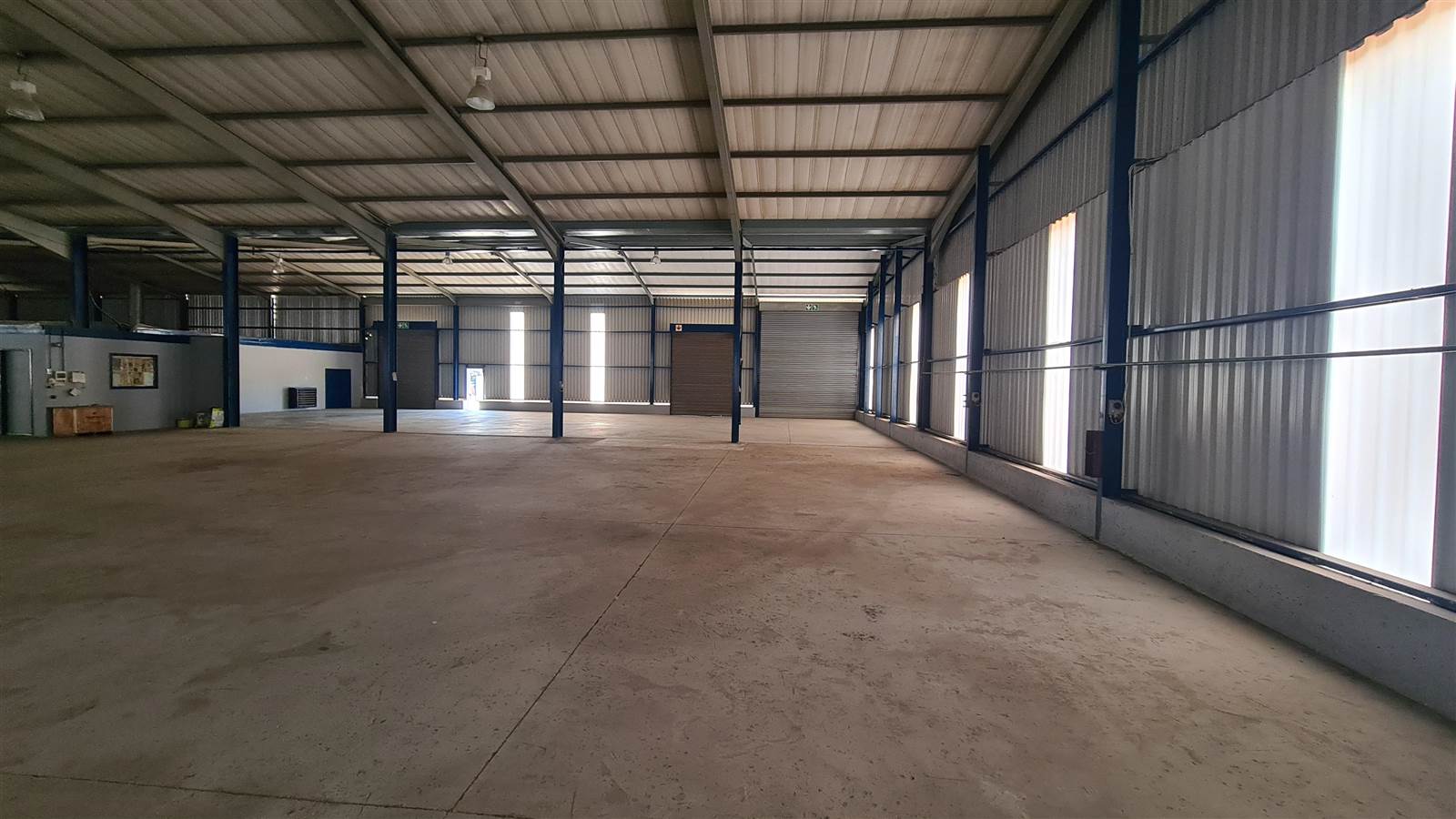 2600  m² Industrial space in Clayville photo number 6