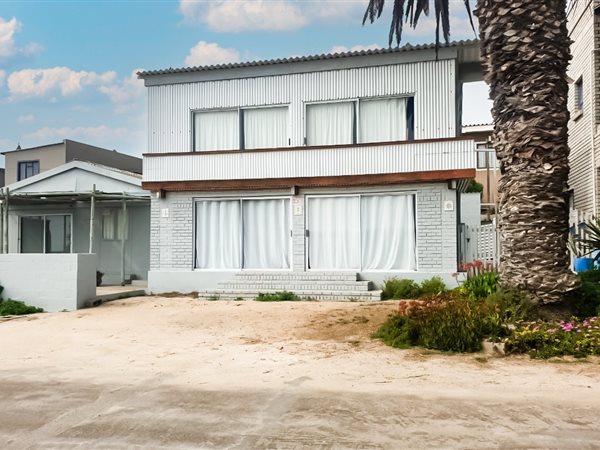 6 Bedroom House