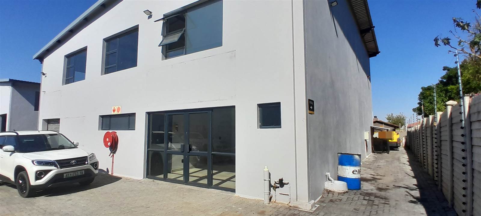 321  m² Commercial space in Waterval East photo number 3