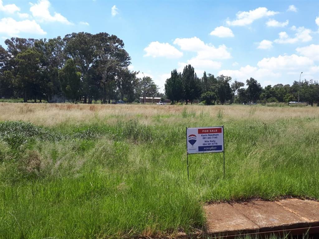 2000 m² Land available in Carletonville photo number 3