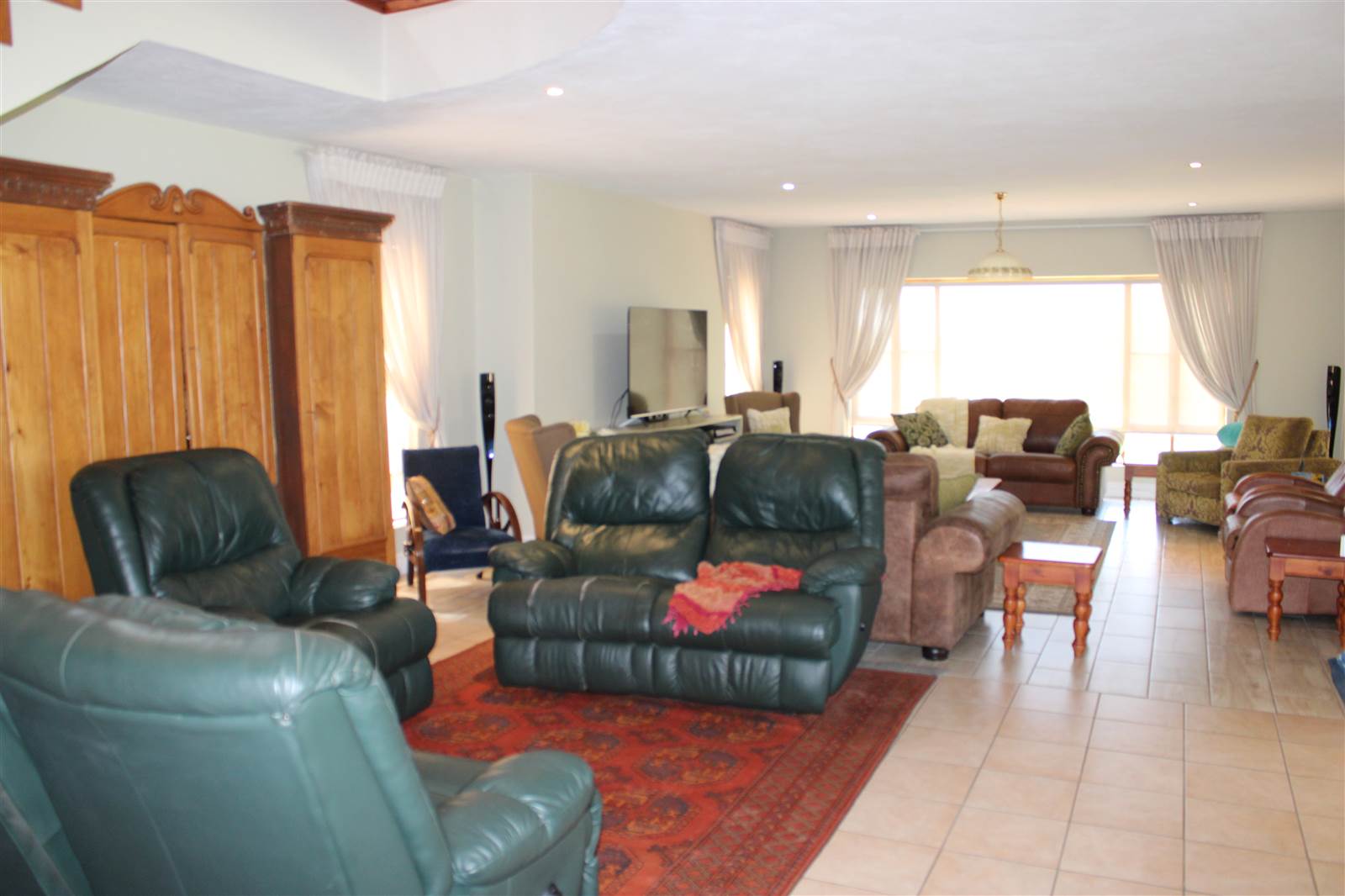 6 Bed House in Mooikloof Equestrian Estate photo number 20