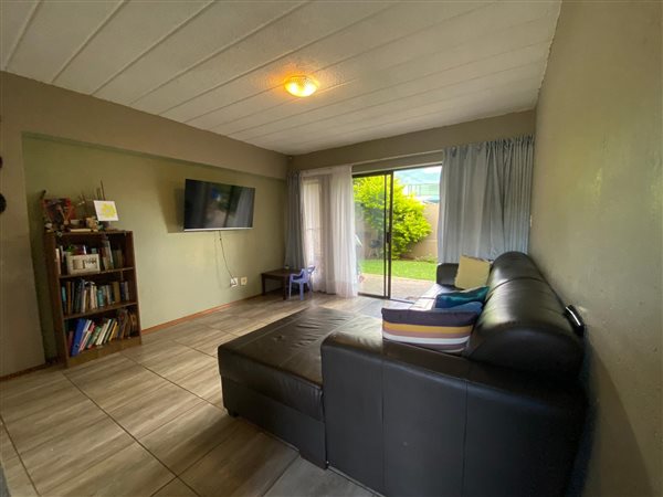 2 Bedroom Townhouse 2 Bedroom Townhouse
