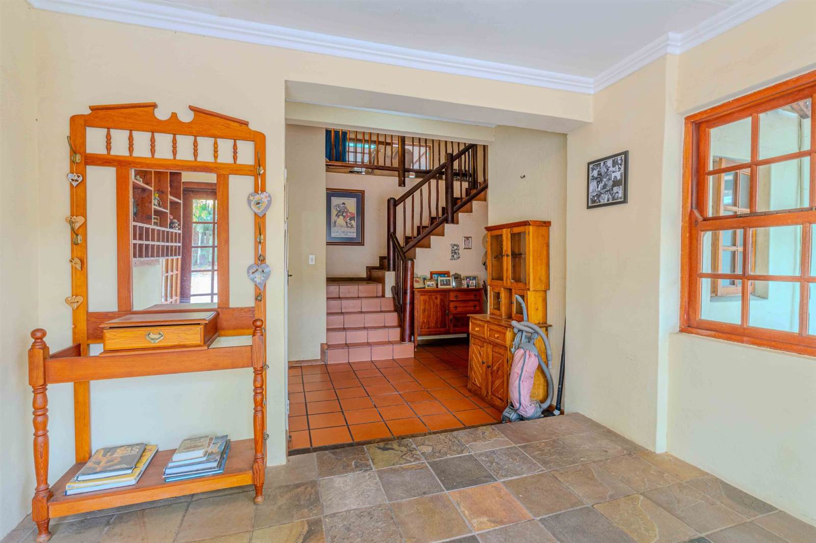 12 Bed House in Lonehill photo number 23