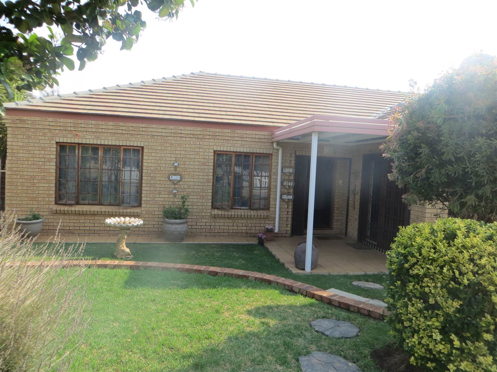 3 Bed Townhouse in Fochville photo number 1