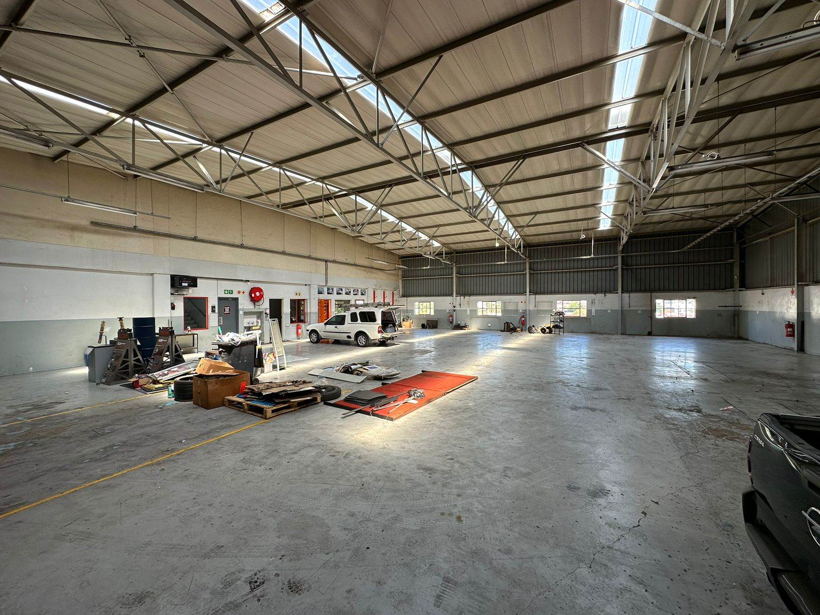 1523  m² Industrial space in Strydompark photo number 10