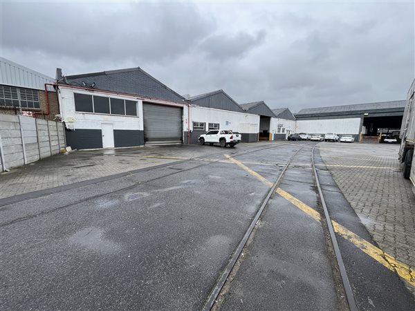 1 026  m² Industrial space