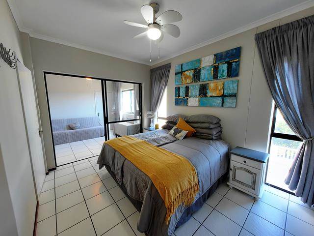 4 Bed Penthouse in Manaba photo number 13
