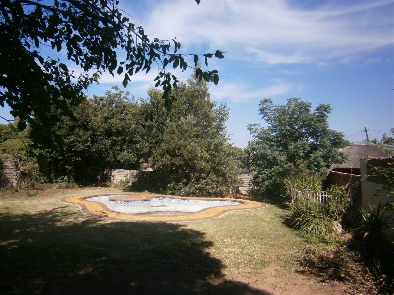 504 m² Land available in Brackendowns photo number 16