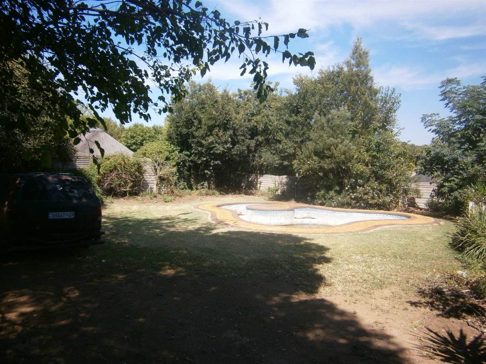 504 m² Land available in Brackendowns photo number 8