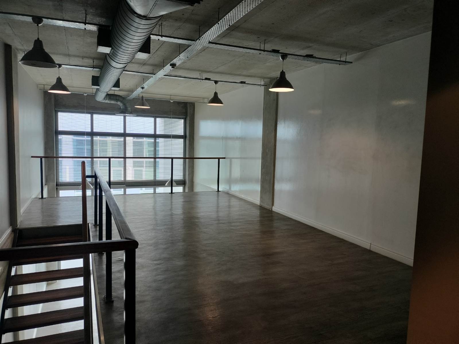 132  m² Commercial space in Rosebank photo number 2