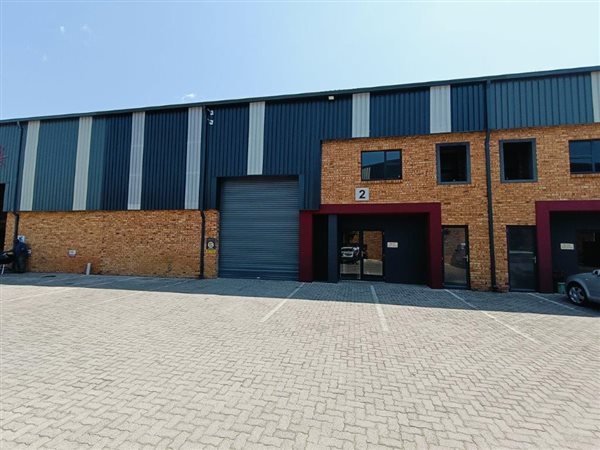 460  m² Industrial space