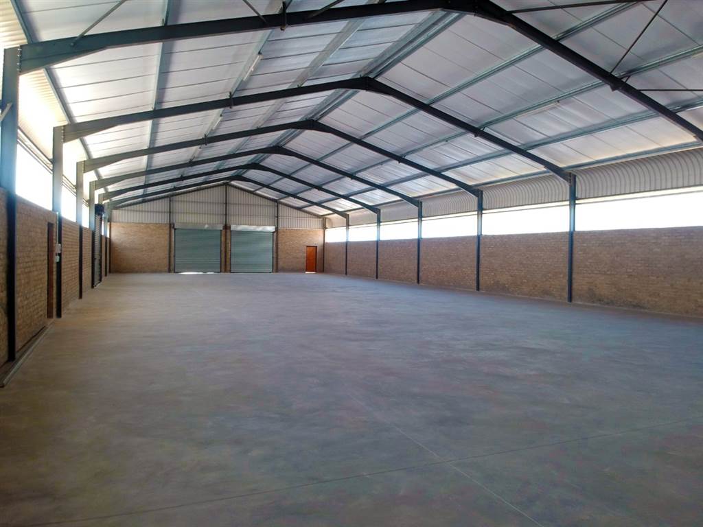 600  m² Industrial space in Nelspruit photo number 1