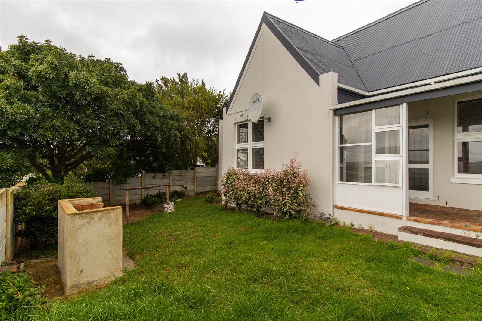 3 Bed House in Bredasdorp photo number 8