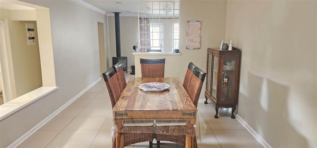 4 Bed Townhouse in Bryanston photo number 4