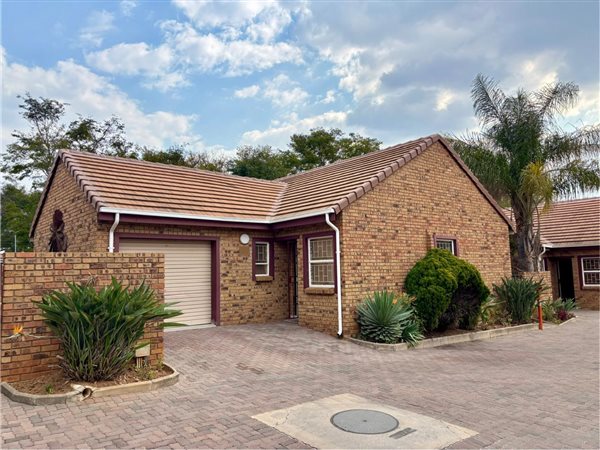 2 Bedroom House 2 Bedroom House