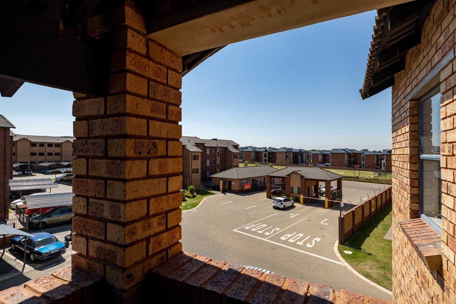 2 Bed Apartment in Lenasia photo number 18