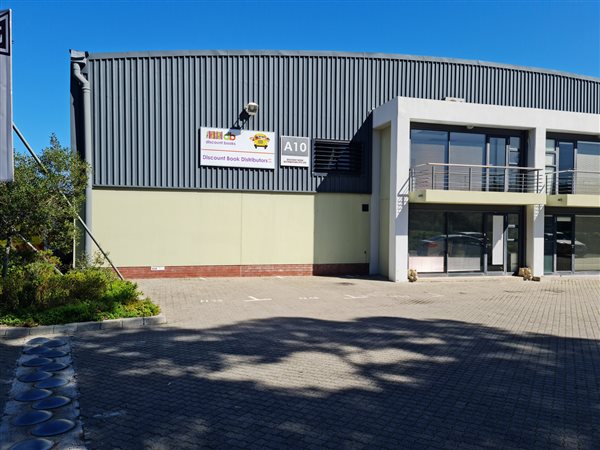 346  m² Industrial space