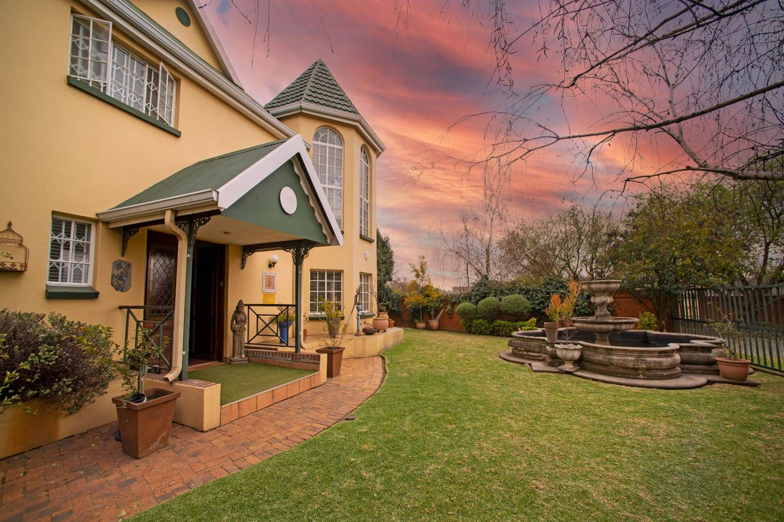 4 Bed House in Benoni Country Club photo number 3