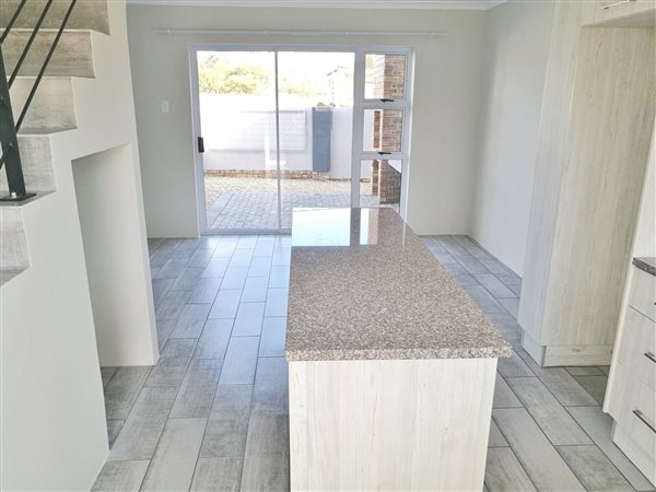 2 Bedroom Duplex 2 Bedroom Duplex