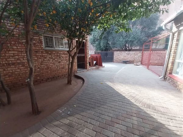 2 Bedroom Townhouse