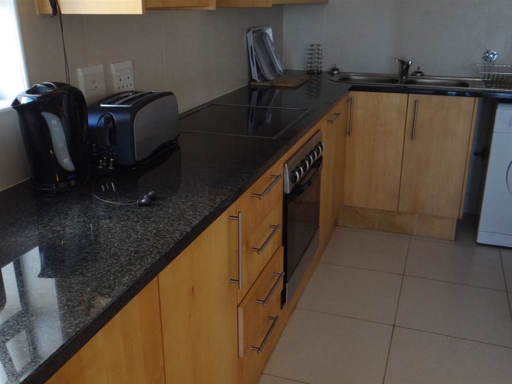 3 Bed Apartment in Port Alfred photo number 3