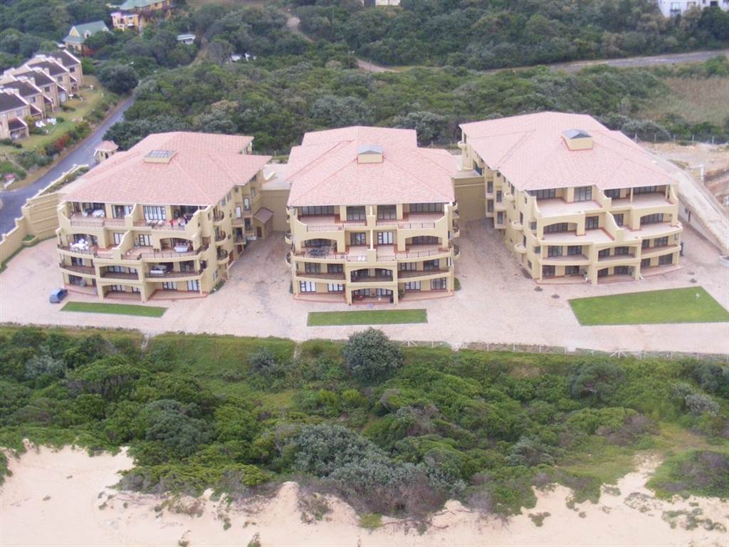 3 Bed Apartment in Port Alfred photo number 1
