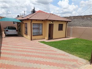 2 Bed House in Kaalfontein