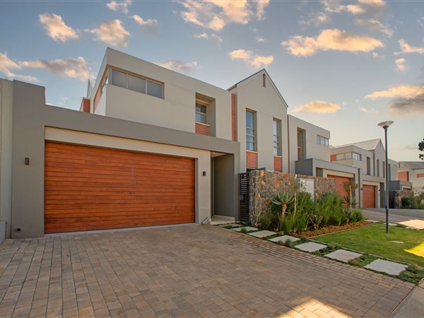 3 Bedroom House 3 Bedroom House