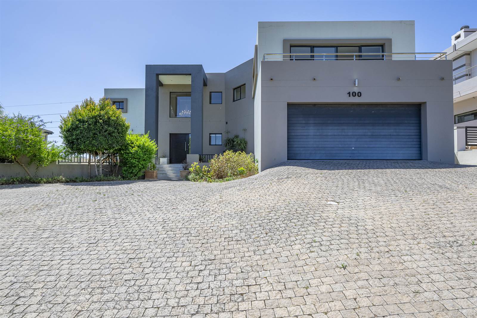 5 Bed House in Plattekloof photo number 1