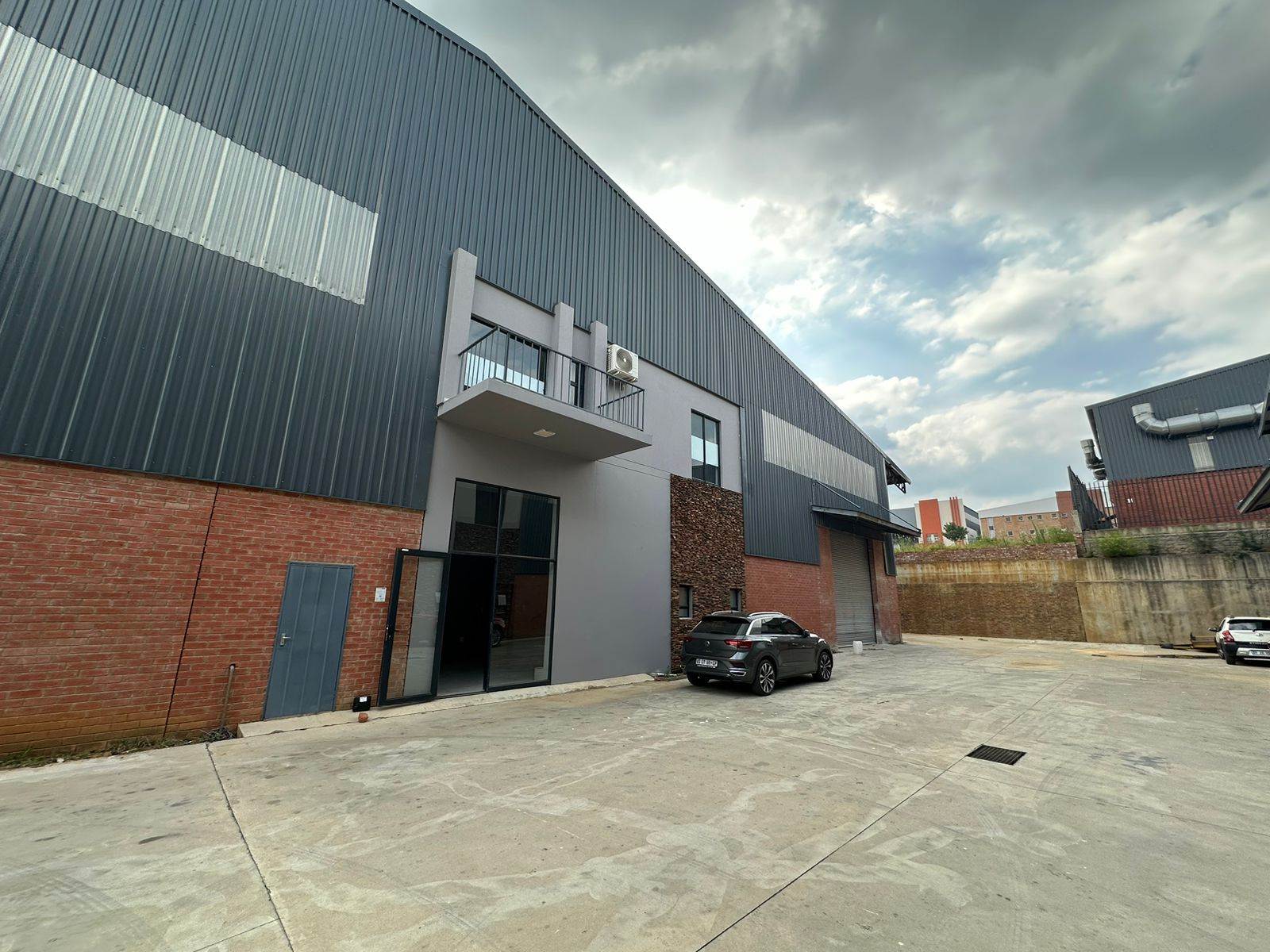 677  m² Industrial space in Roodepoort Central photo number 17