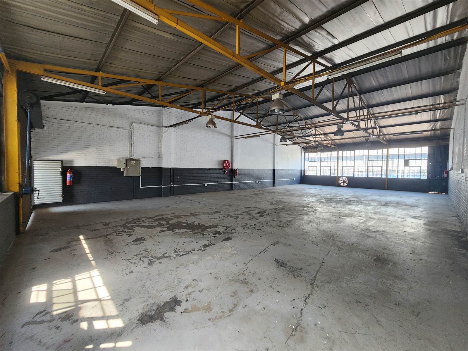 273  m² Industrial space in Spartan photo number 3