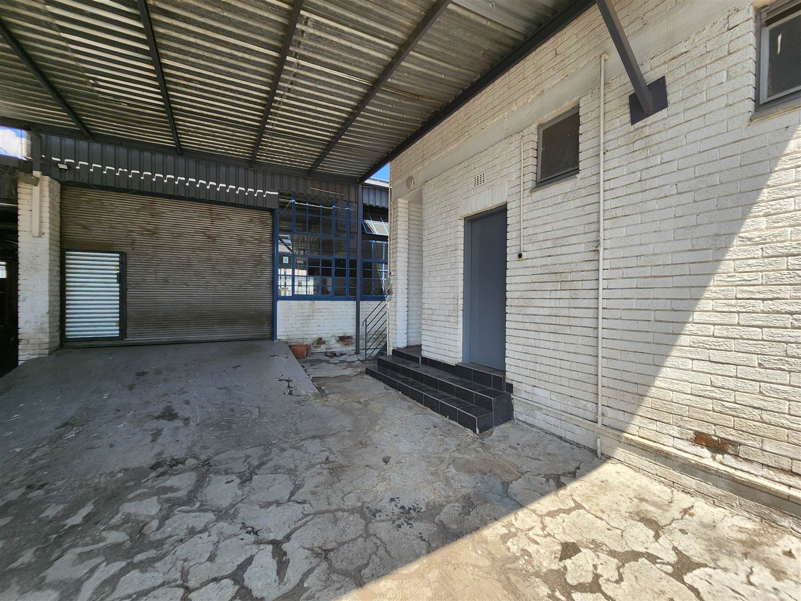 273  m² Industrial space in Spartan photo number 9