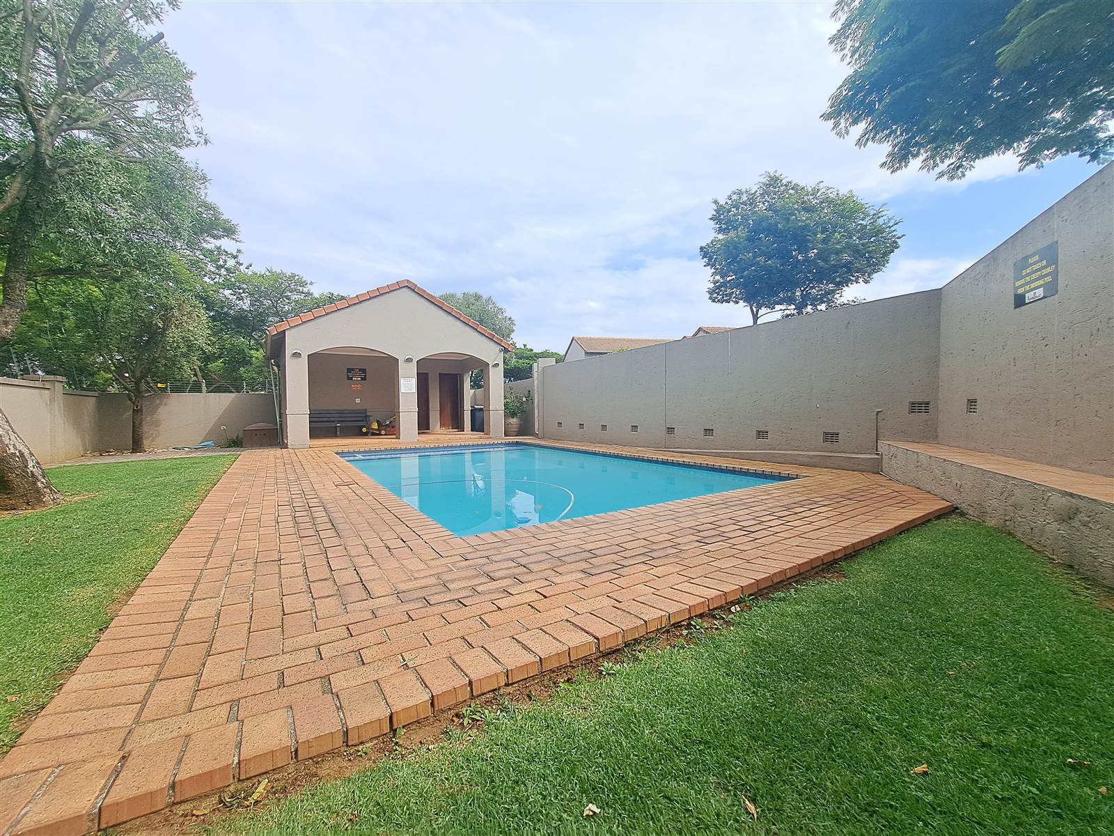 3 Bed House in Woodmead photo number 15