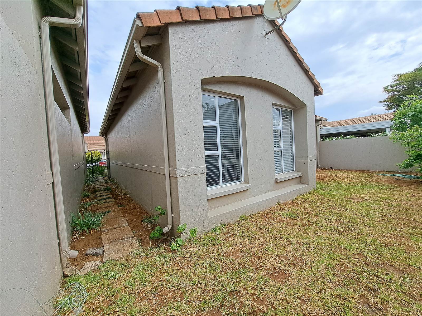 3 Bed House in Woodmead photo number 13