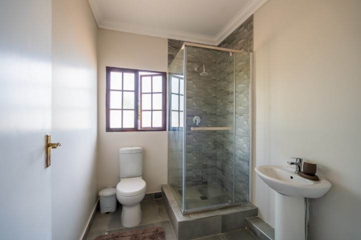 4 Bed House in Summerveld photo number 22