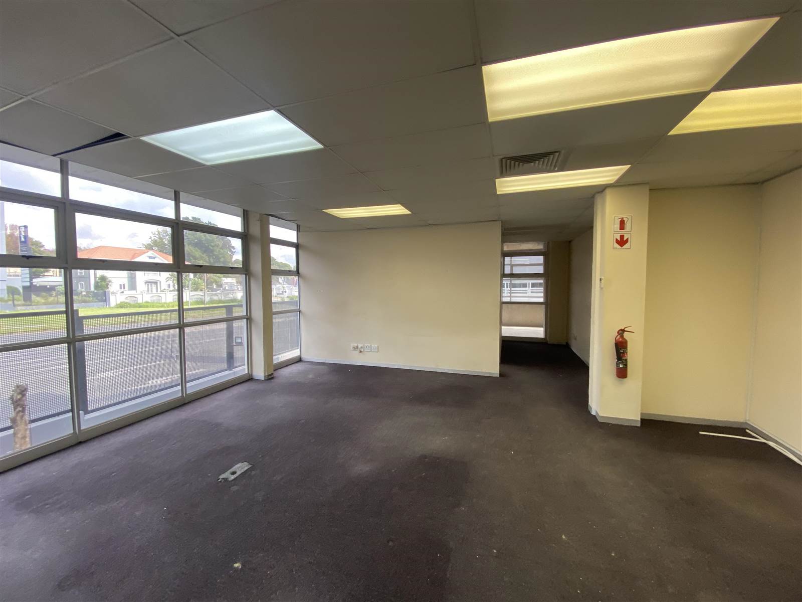 1413  m² Commercial space in Parkmore photo number 6
