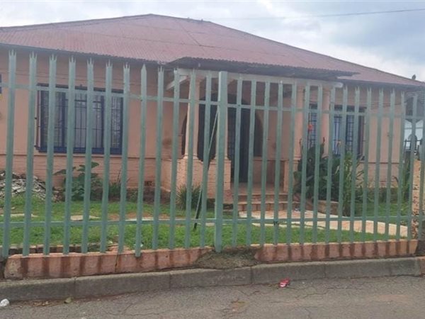 16 Bedroom House 16 Bedroom House