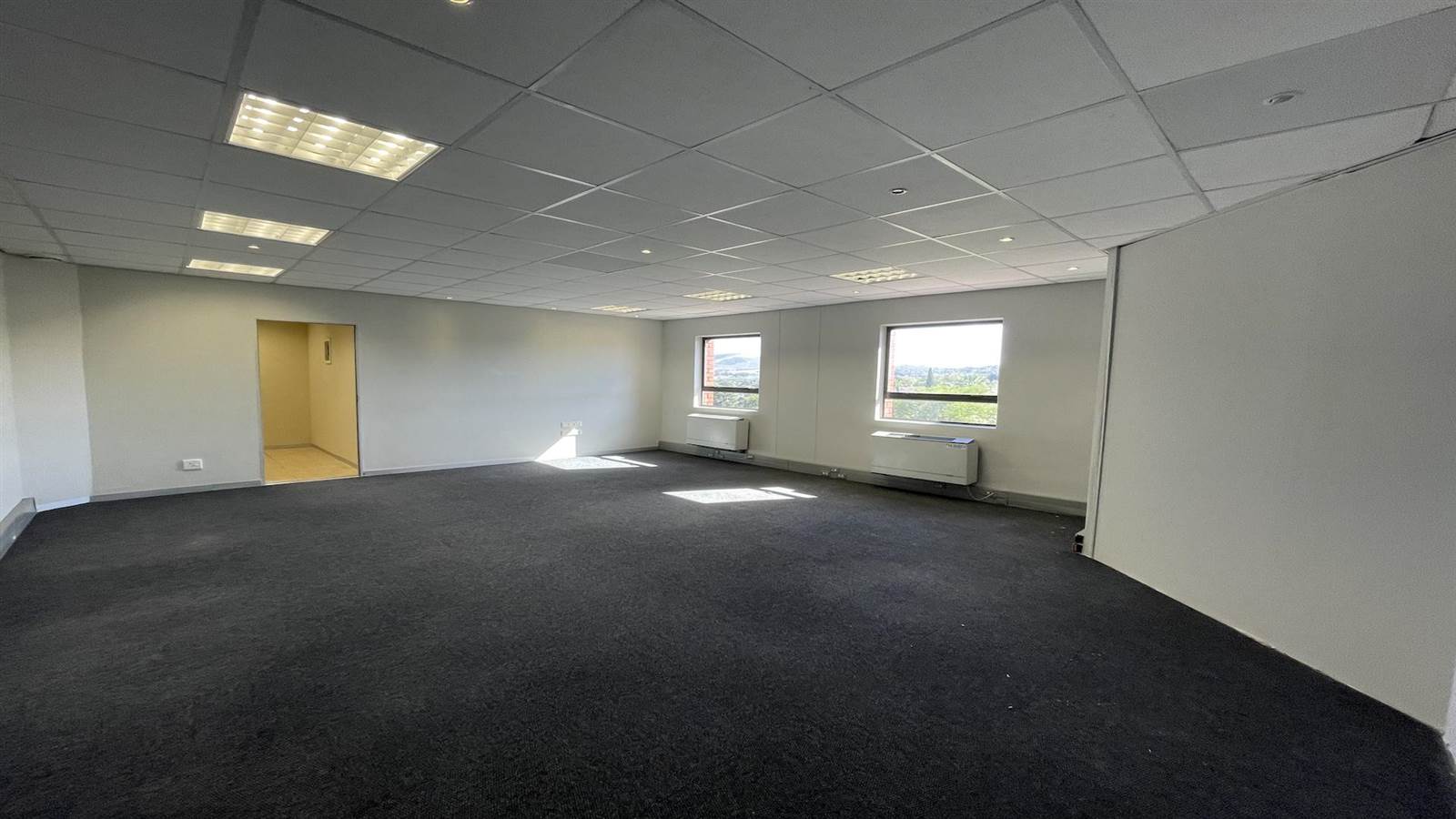 231  m² Commercial space in Tyger Valley photo number 8
