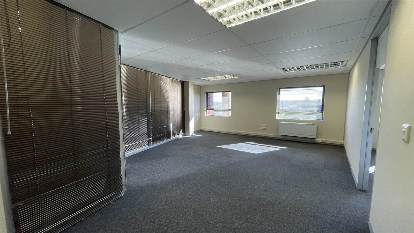 231  m² Commercial space in Tyger Valley photo number 13