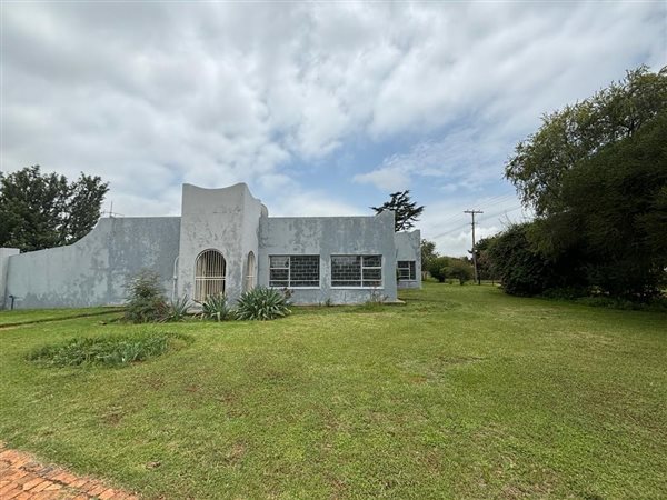 1.7 ha Farm in Hillside AH