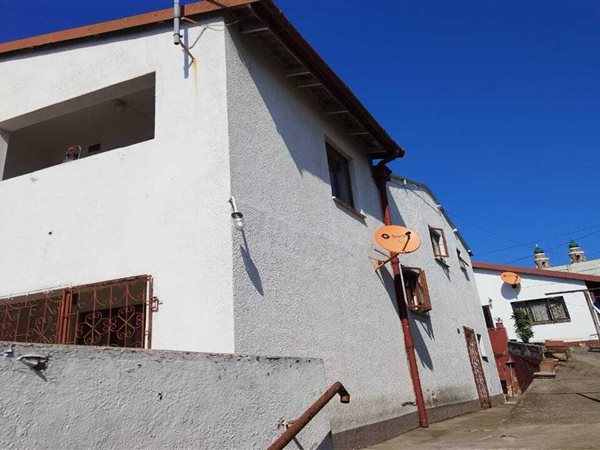 3 Bedroom Townhouse 3 Bedroom Townhouse