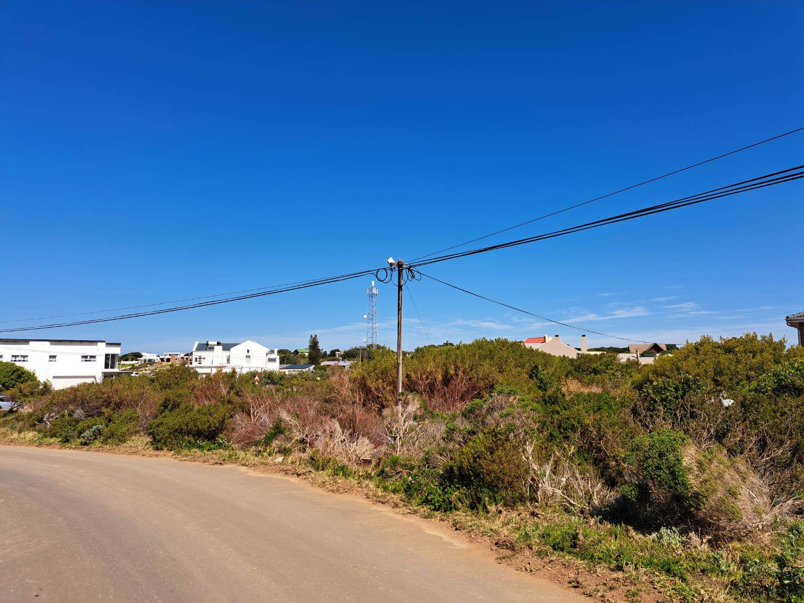 885 m² Land available in Bettys Bay photo number 14