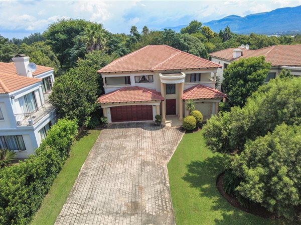 4 Bedroom House 4 Bedroom House