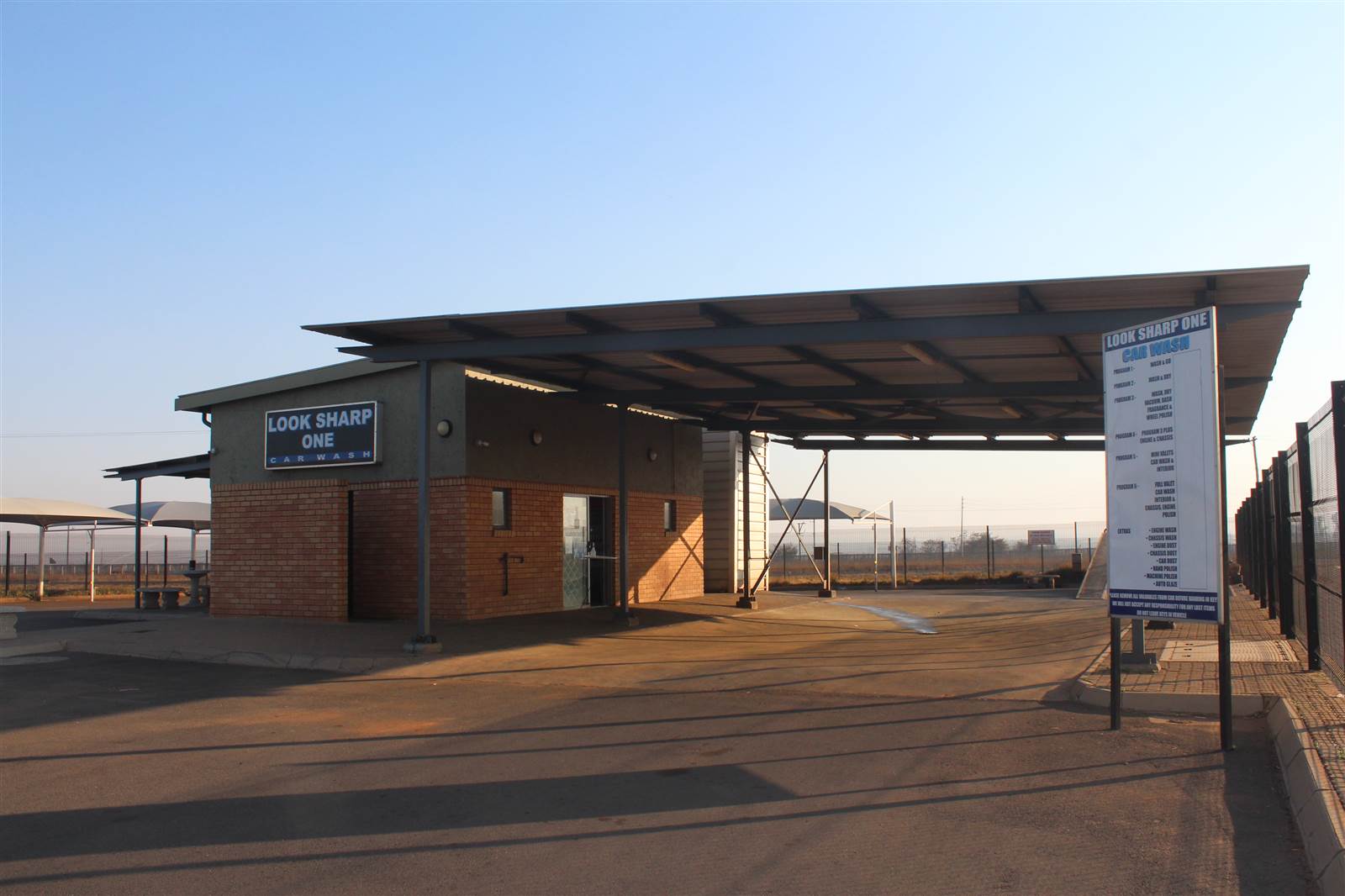 Commercial space in Carletonville photo number 1