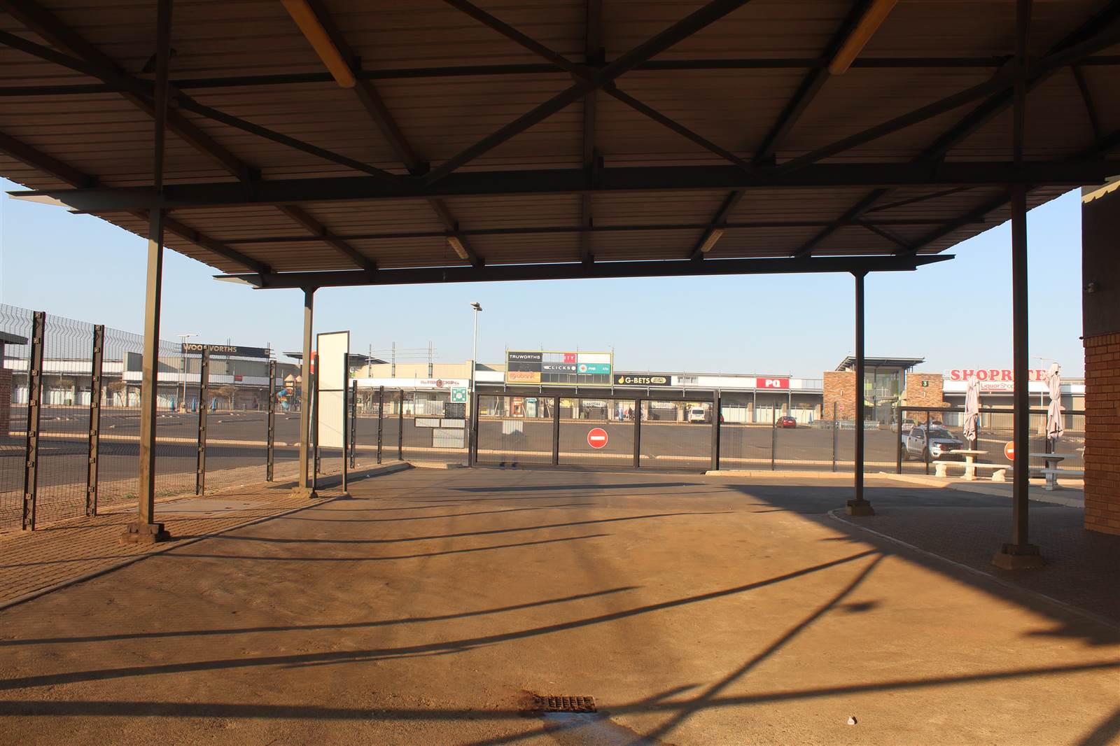 Commercial space in Carletonville photo number 2