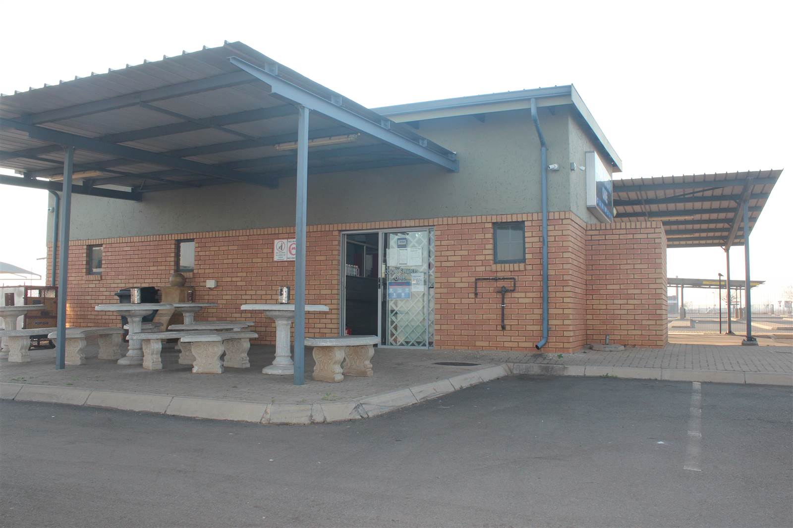 Commercial space in Carletonville photo number 19